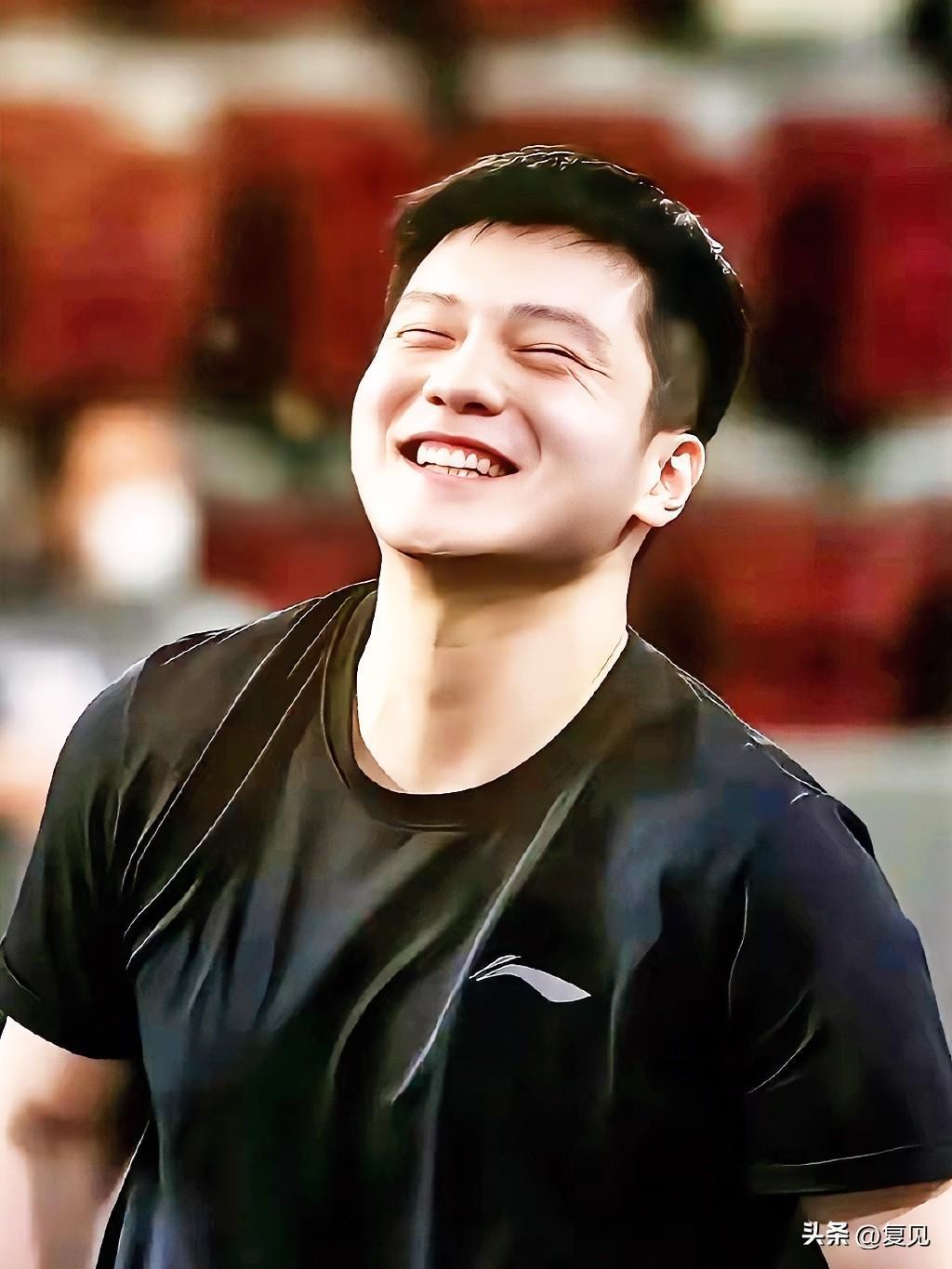 日本队险胜韩国队,樊振东点燃赛场 日本队险胜韩国队,樊振东点燃赛场