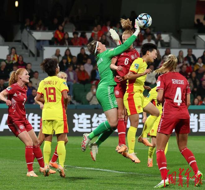 爱游戏娱乐-中国队绝杀德国队，郑思维统治全场