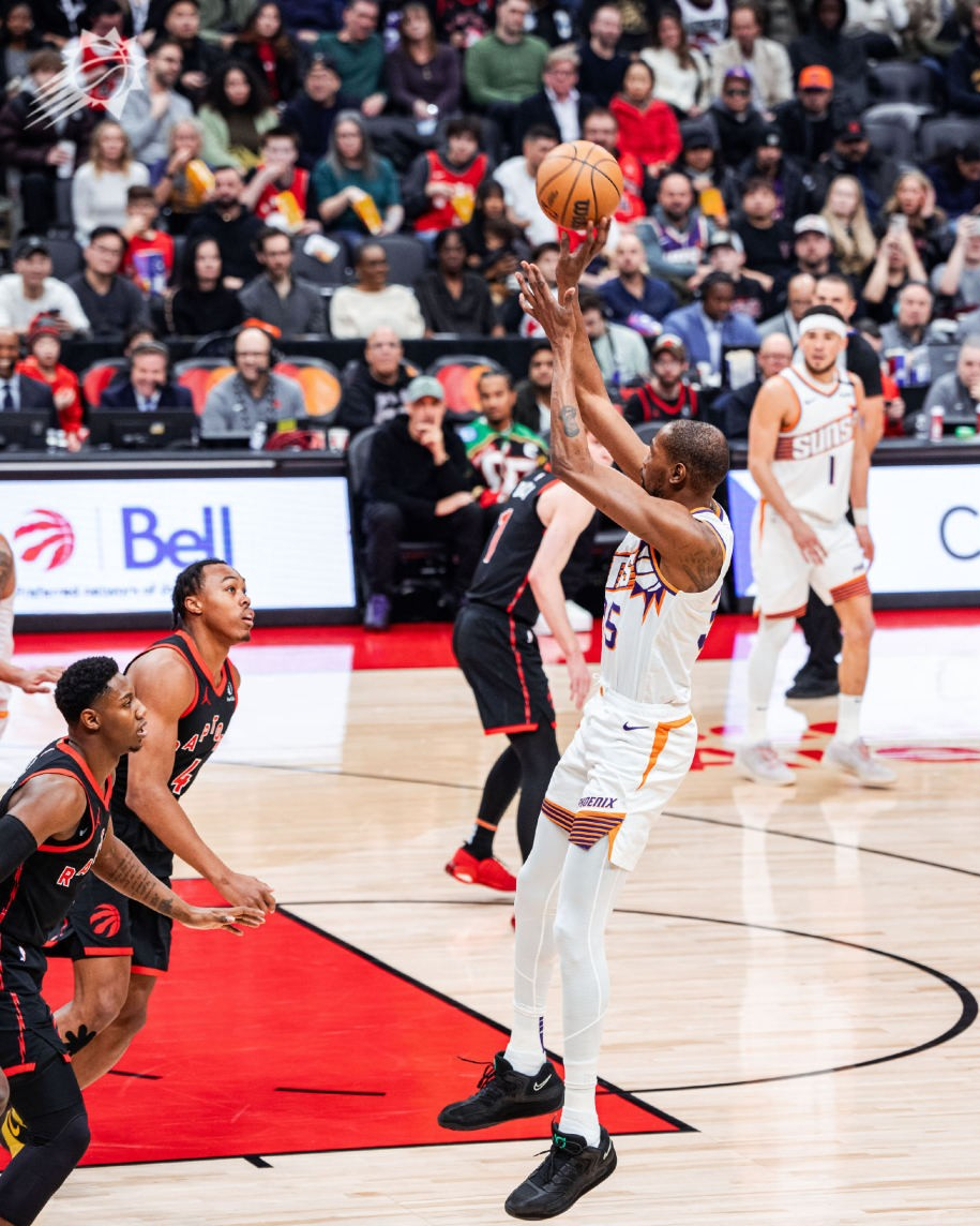 爵士横扫猛龙，东契奇带队取胜