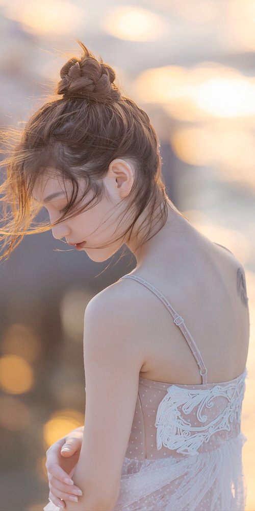 亚洲之夜,久保建英破纪录闪耀,伊拉克男篮重创美国