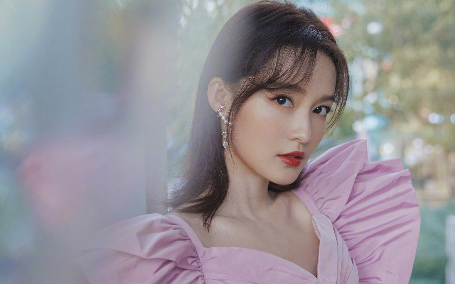 错位游戏，当伦纳德在2026世界杯接管比赛，灰熊击败深圳队的商业战争已经悄然落幕